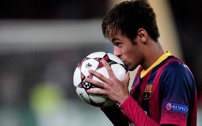 猫头鹰体育精华-C罗助攻队友推射破门锁定胜局