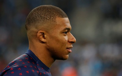 猫头鹰体育焦点-亚马尔防守也很积极