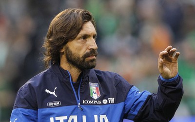 猫头鹰体育播报-安德里希模仿C罗庆祝动作