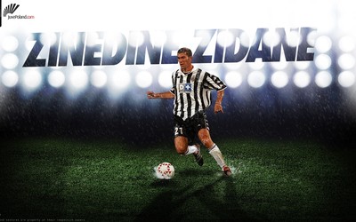 猫头鹰体育热议-略伦特获西甲官方点赞